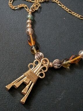 Vintage Horseshoe Nail Wire Wrapped Pendant Beaded Necklace Gold Tone